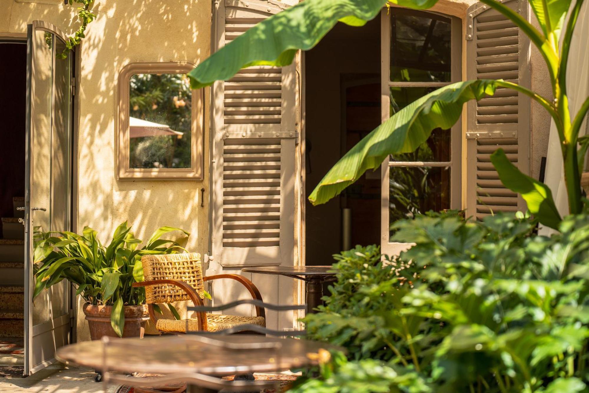 Les Jardins De Baracane Avignon Exterior photo