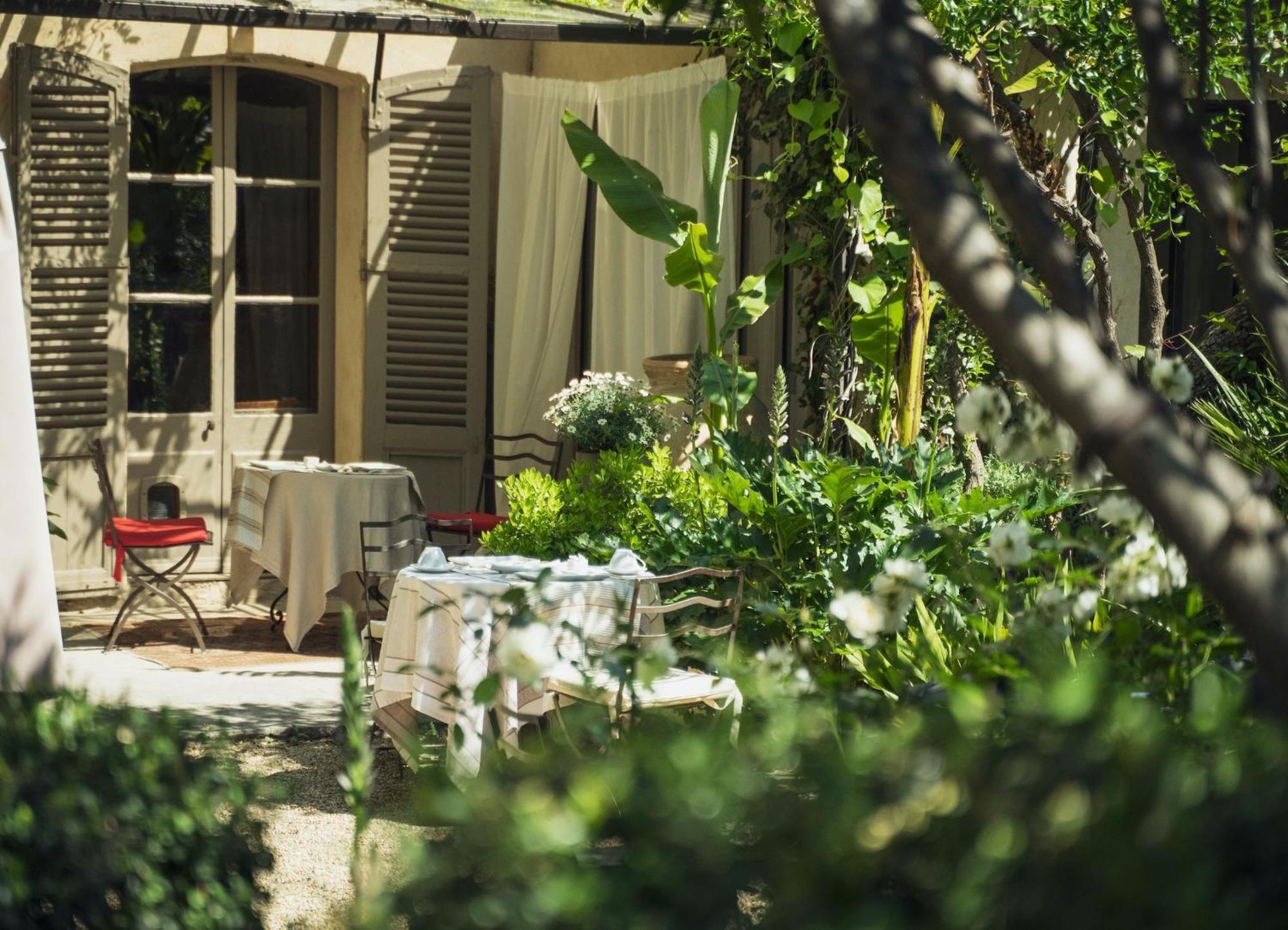 Les Jardins De Baracane Avignon Exterior photo