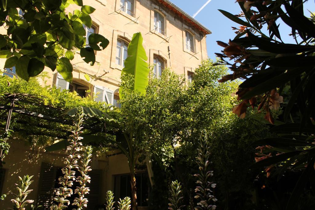 Les Jardins De Baracane Avignon Exterior photo